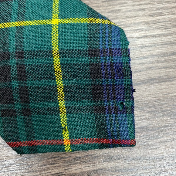 Ingles Buchan Green, Blue, Yellow & Red Tartan Plaid Wool Tie - Picture 2 of 6